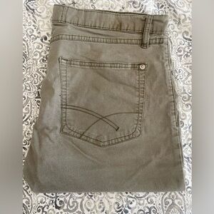 Short for men, Casual, Size 36, Green